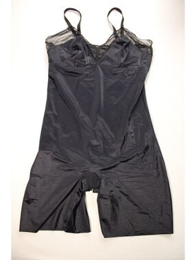 Spanx Shapewear Mid Thigh Body Suit